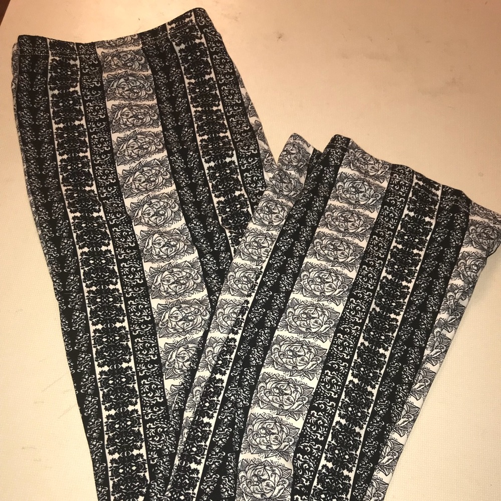 Black & White Leggings